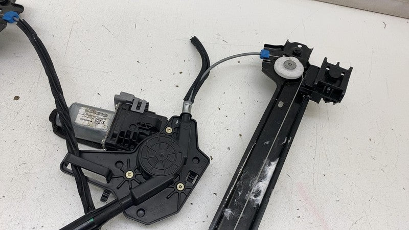 102882000C ⭕ 2016-2020 Tesla Model X Rear Left Door Window Regulator & Motor 1028820-00-C