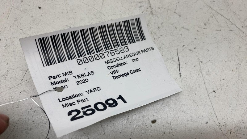 1092306-00-G ⭕ 2016-2020 Tesla Model S Left B-Pillar Applique Glass Trim Molding 1092306-00-G