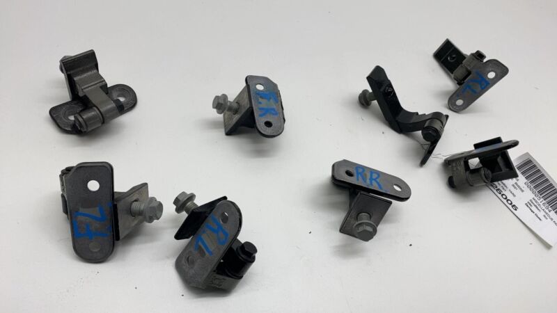 7333059 2017-2023 BMW 530e 530i G30 SET of Front & Rear Door Upper & Lower Hinge Black