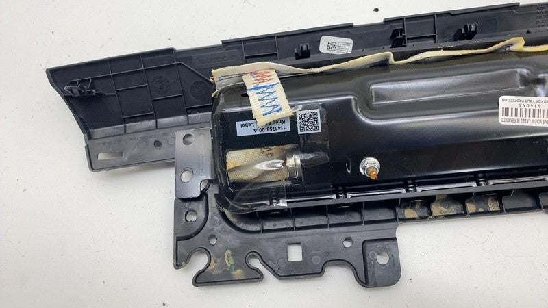 107782600D ⭕ 2017-2023 Tesla Model 3 Y Right Lower Knee Safety Airbag Module 1077826-00-D