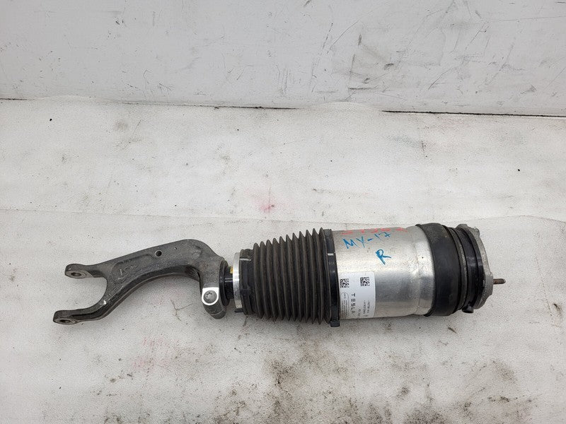 1027361 00 G 16-20 Model X Front Air Shock Spring Absorber with Control Arm Fork 1027361-00-G