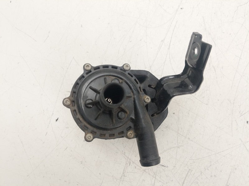 1057235 00 G 2016-2020 Tesla Model S MS Auxiliary Coolant Water Pump Assembly 1057235-00-G