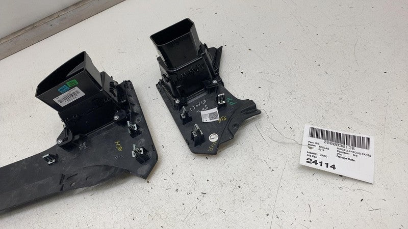 ⭕ 2016-2020 Tesla Model S SET of Dash A/C Air Vent Outlet Dashboard Tr