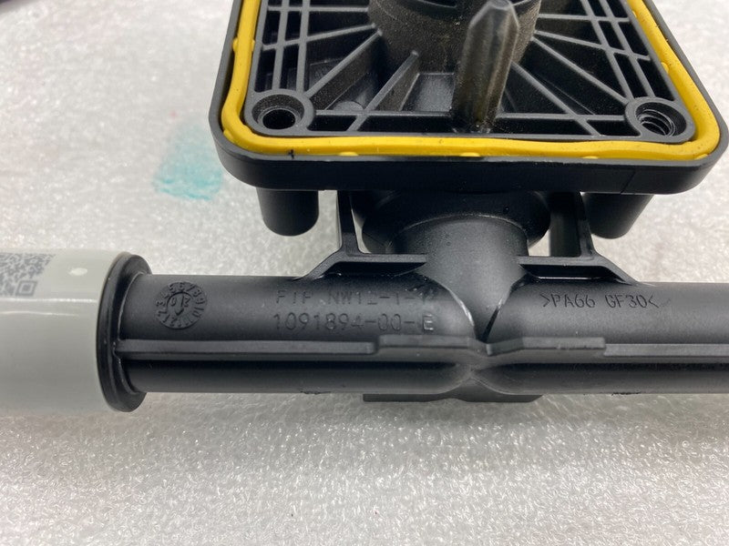 109189400E ⭕17-23 Tesla Model 3 High Voltage HV Battery Cooling Hose Pipe Line 1091894-00-E