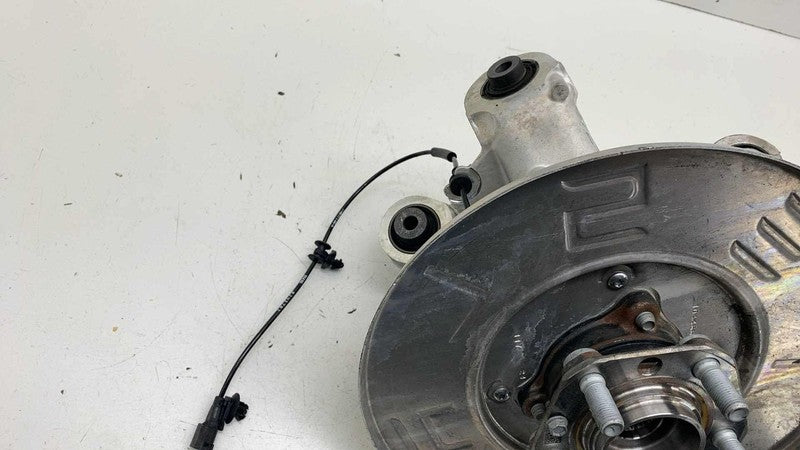 ⭕ 20-24 Tesla Model Y Rear Right Spindle Knuckle Hub & Dust Shield 118