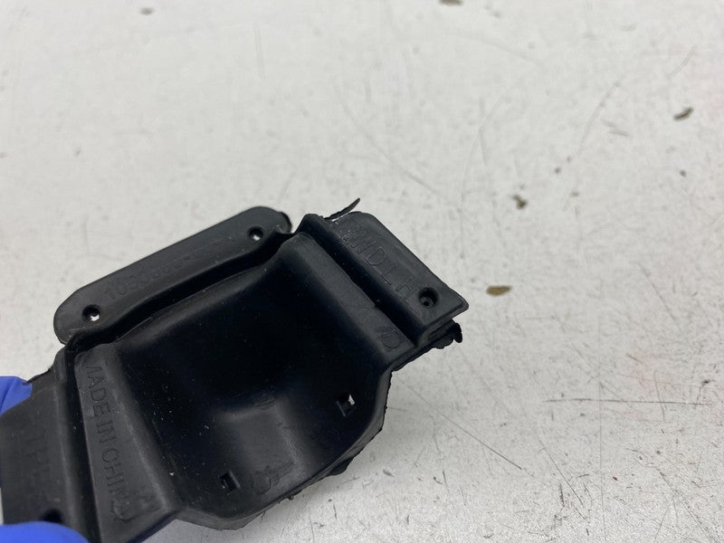 1050980 00 A ⭕ 2012-2015 Tesla Model S Wheel Liner Sensor Cover S1 Position Left 1050980-00-A