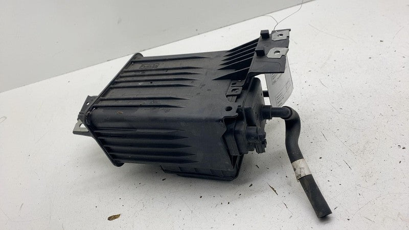 ⭕ 18-24 Navigator Fuel Emission Vapor Evaporator Charcoal Canister JL3