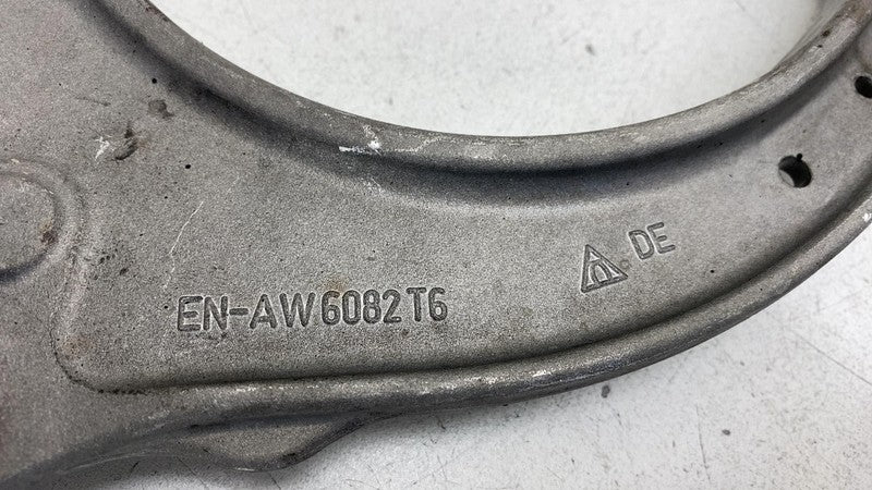 2018-2020 BMW 530e Front Left Spindle Knuckle w/ Upper & Lower Control