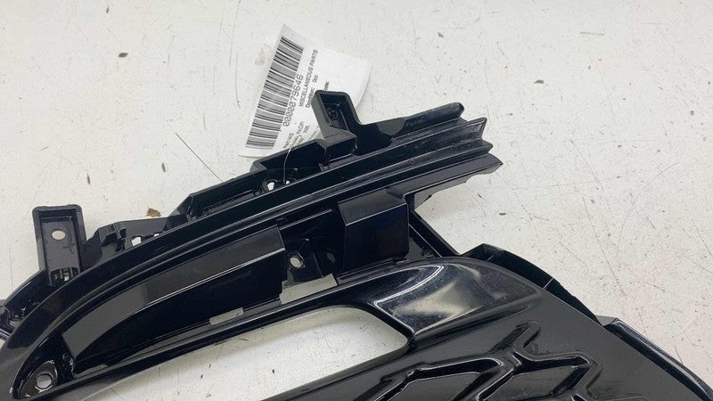 9449149795A ⭕ 21-25 Chrysler Pacifica Front Driver Side Fog Light Lamp Cover Cap 9449149795A