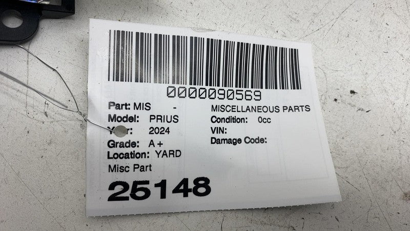 ⭕ 23-25 Toyota Prius Front Passenger Side Interior Door Handle Right 6