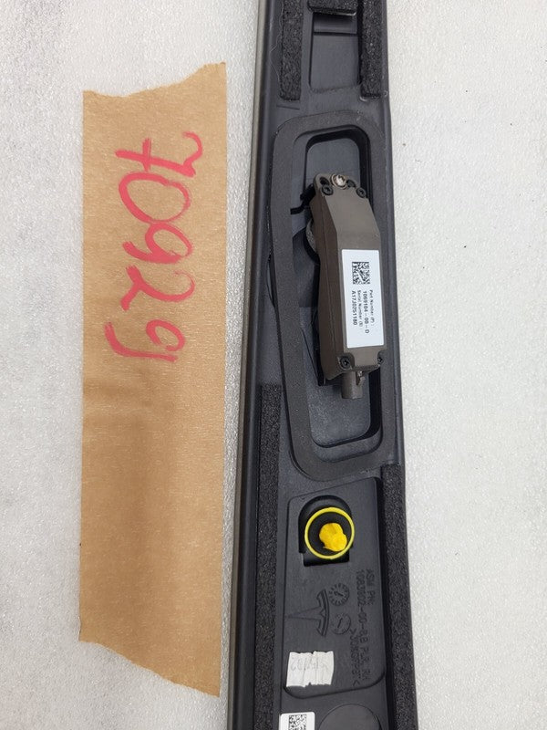 106910400D ⭕ 2016-2020 Tesla Model X MX Right B-Pillar Glass Applique & Camera 1092312-98-D