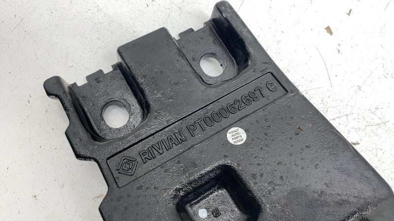 PT00062697C ⭕22-25 Rivian R1S Front Right Wheelhouse Body Support Frame Bracket PT00062697-C
