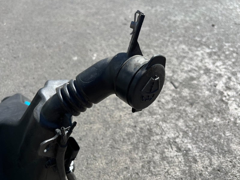 109085000F ⭕ 17-23 Model 3 Front Windshield Wiper Washer Reservoir Tank & Pump 1090850-00-F