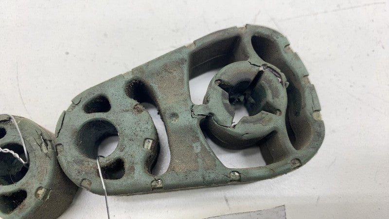 A1664920044 2012-2019 Mercedes-Benz GLE350 PAIR Front Left & Right Exhaust Muffler Hanger