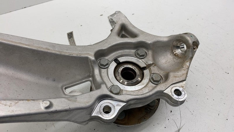 PT01271576-C ⭕ 2025 Rivian R1S Front Driver Side Spindle Knuckle & Hub Left LH PT01271576-C