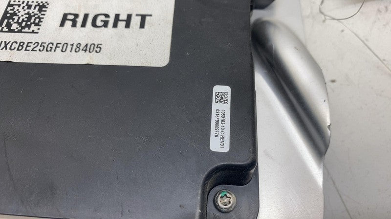 ⭕ 2016-2020 Tesla Model X Front Right Side Door Control Module RH 1050