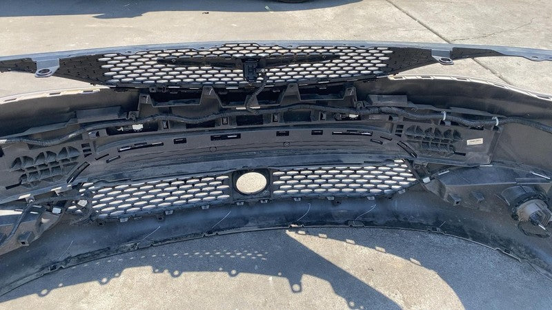 ⭕ 2017-2020 Chrysler Pacifica Front Bumper Cover w/ Fog Light & PDC Gold - PTE