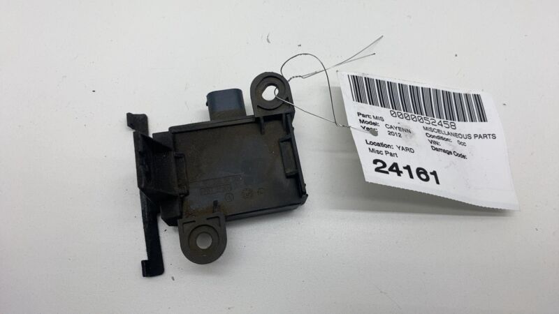 7P0907455 2011-2016 Porsche Cayenne S Front Left Tire Pressure Monitor Control Module Unit