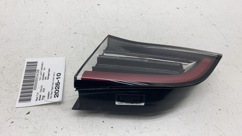 ⭕ 2017-2023 Model 3 Rear Right Inner Taillight LED Tail Lamp (3-Pin) R