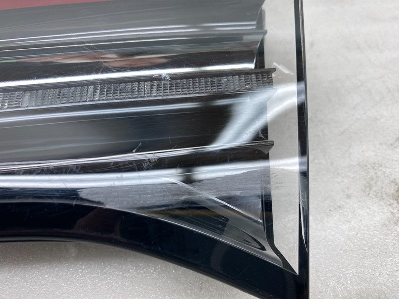 150208900B ⭕ 2017-2023 Model 3 Rear Right Inner Taillight LED Tail Lamp 4-Pin 1502089-00-B