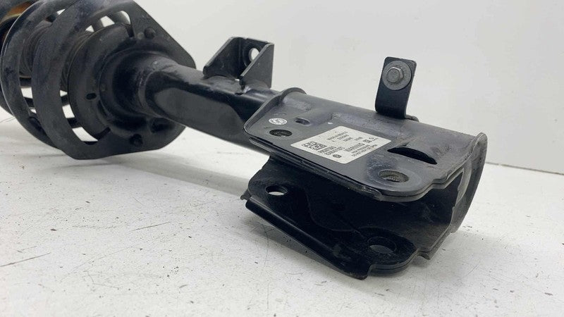 68248726AD ⭕2017-2025 Chrysler Pacific Front Right Side Shock Strut Absorber FWD 68248726AD