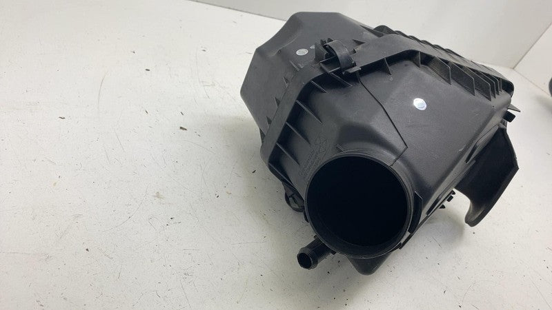 04627063AD ⭕ 2011-2018 Jeep Wrangler Air Cleaner Intake Filter Box Housing OEM 04627063AD