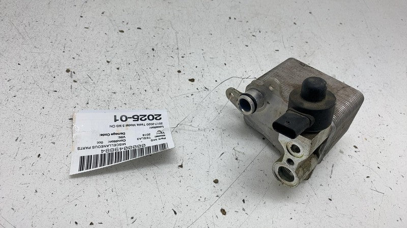 2017-2020 Tesla Model 3 Chiller EXV Oil Fluid Cooler Pump Assembly 108