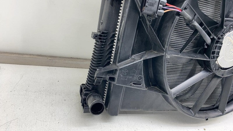 68217321 ⭕ 2017-2024 Chrysler Pacifica Radiator Electric Cooling Fan Shroud Blade & Motor