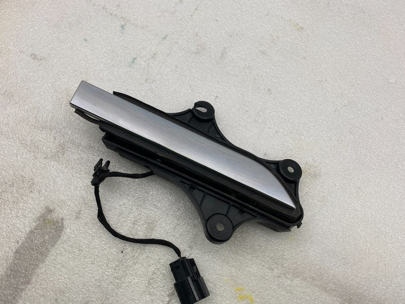 104515898A ⭕2016-2020 Tesla Model X Rear Side Exterior Outer Door Handle Right 1045158-98-A