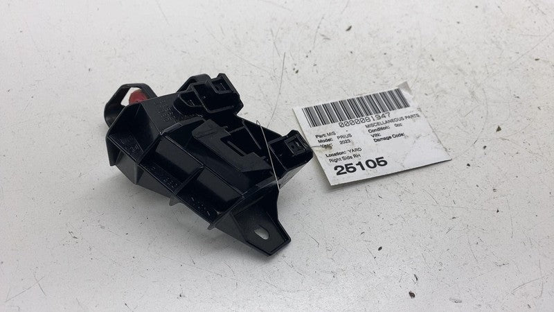 5256247030 ⭕ 2023-2025 Toyota Prius Rear Right Taillight Lamp Retainer Bracket 52562-47030