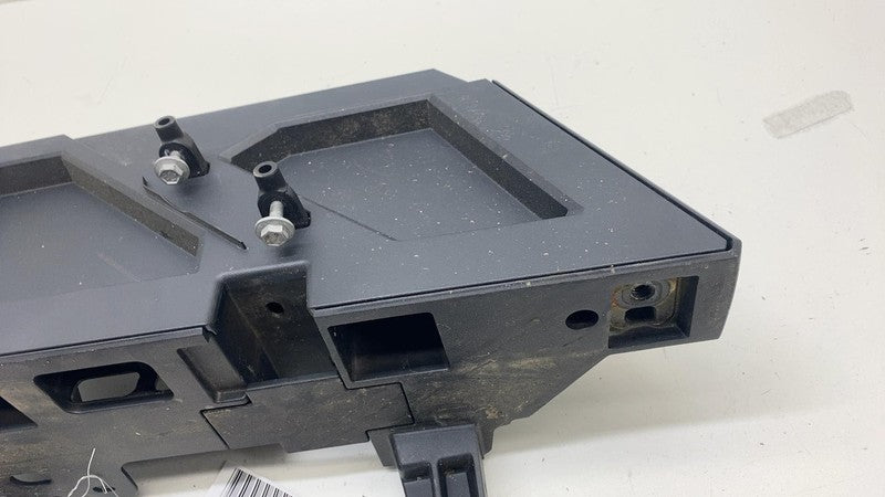 ⭕ 2024 Tesla Cybertruck Driver Left 1st Row Seat Inboard Riser Cast 18