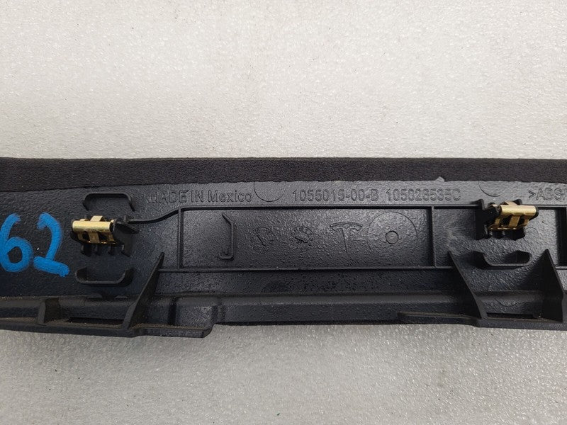105501500B ⭕16-20 Model X MX Rear Passenger Side Door Trim Panel Molding Right 1055015-00-B