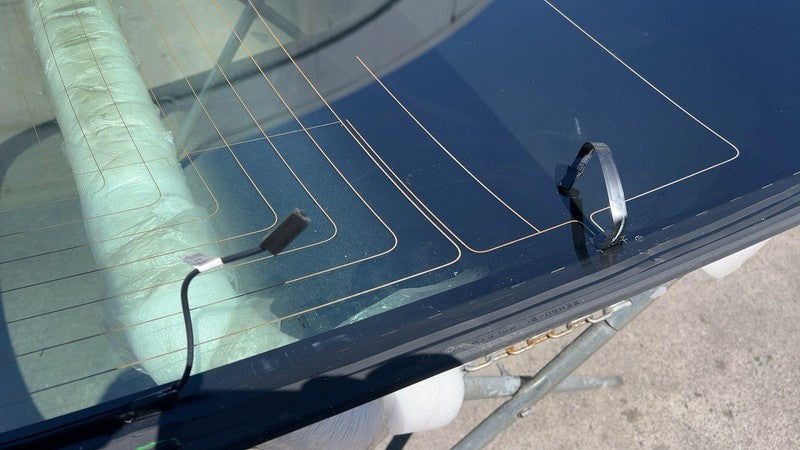 ⭕ 2017-2020 Tesla Model 3 Rear Trunk Panoramic Backlite Roof Glass Back Section