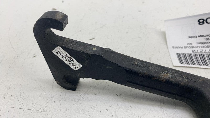 125054300A ⭕ 24 Tesla Cybertruck Front Left & Right Subframe Recovery Tow Hook 1250543-00-A