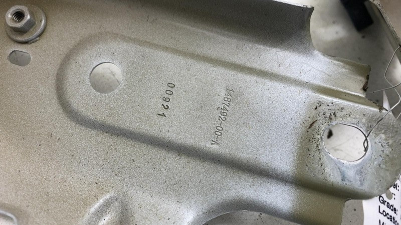 ⭕20-24 Model Y Front Left & Right Fender Mount Bracket 1487492-00-A/14