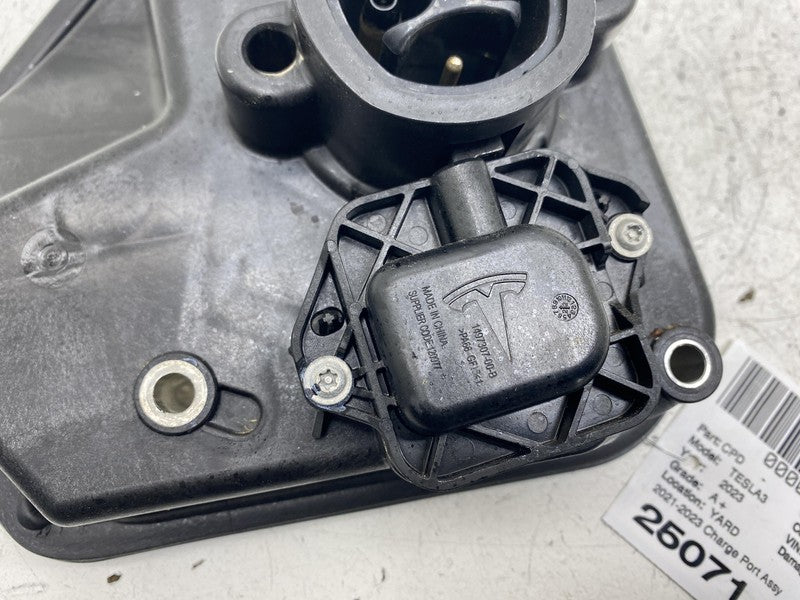 ⭕ 21-23 Tesla Model 3 HV Charge Charging Port Inlet Socket Module 1490