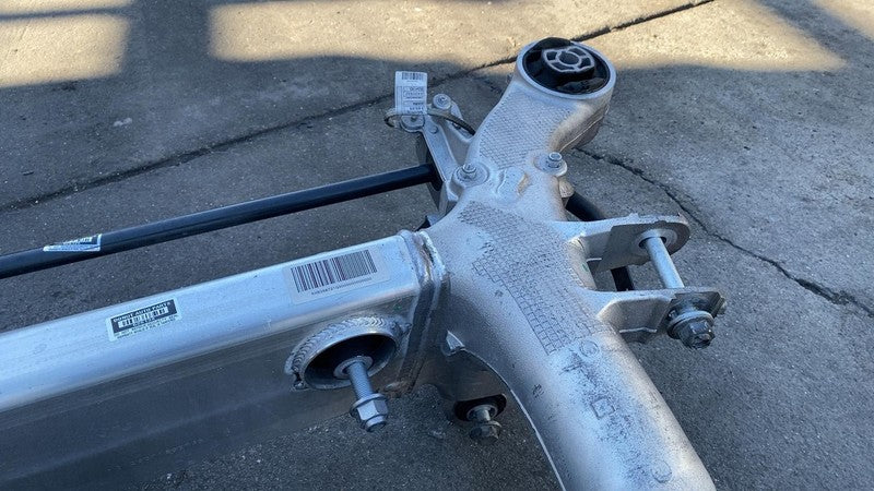 2018-2020 BMW 530e Rear Suspension Undercarriage Subframe Crossmember