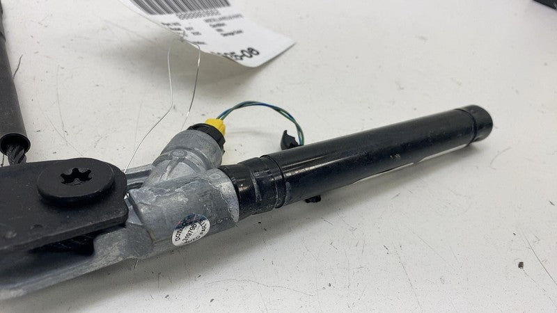 109032401C ⭕ 2017-2023 Tesla Model 3 Y Front Right Seat Belt Lap Pretensioner 1090324-01-C