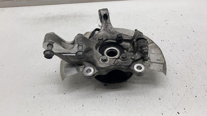 2017-2024 Chrysler Pacifica Front Right Spindle Knuckle Hub + Dust Shield LH FWD