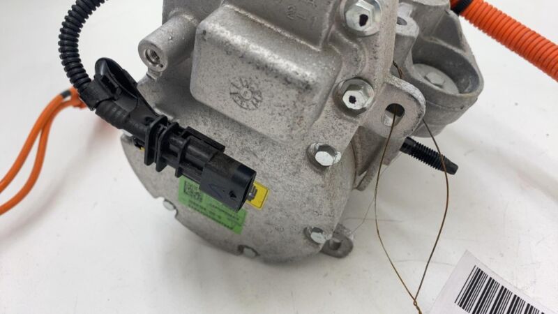 1110711 00 B ⭕17-20 Model 3 Air Conditioning A/C Compressor Pump w/ Wire Harness 1110711-00-B
