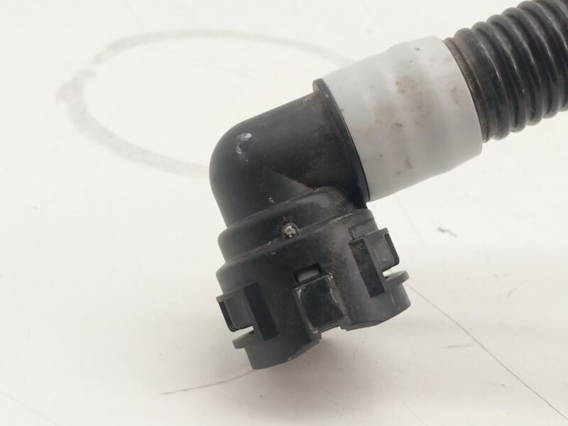 1077586 00 C ⭕ 2017-2022 Model 3 High Voltage Battery Tube Hose Cooling Radiator 1077586-00-C