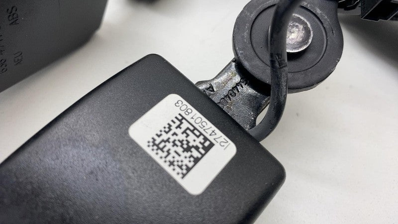 7 412 785 04 2017-2023 BMW 530e G30 PAIR Rear Left & Right Center 2nd Row Seat Belt Buckle