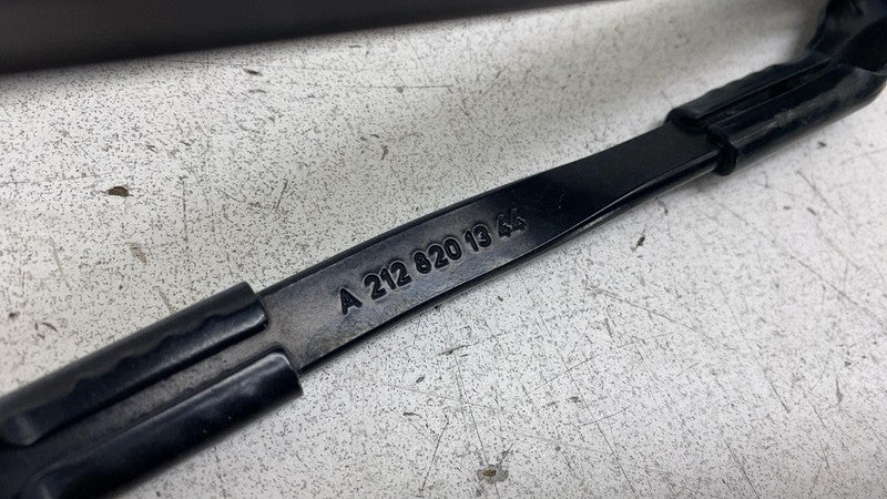 A 212 820 13 44 ⭕ 10-16 Mercedes E350 E-Class W212 Front Wiper Arm Windshield Left A2128201344