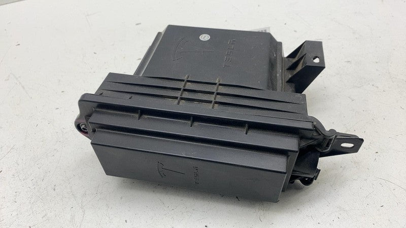 ⭕ 16-20 Model X Front Body Comfort Control Module ECU Enclosure Box 10