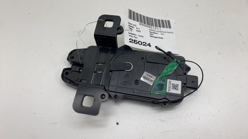 C100016268E 22-24 Rivian R1T Rear Left/Right Gear Tunnel Door Lock Latch Actuator C100016268