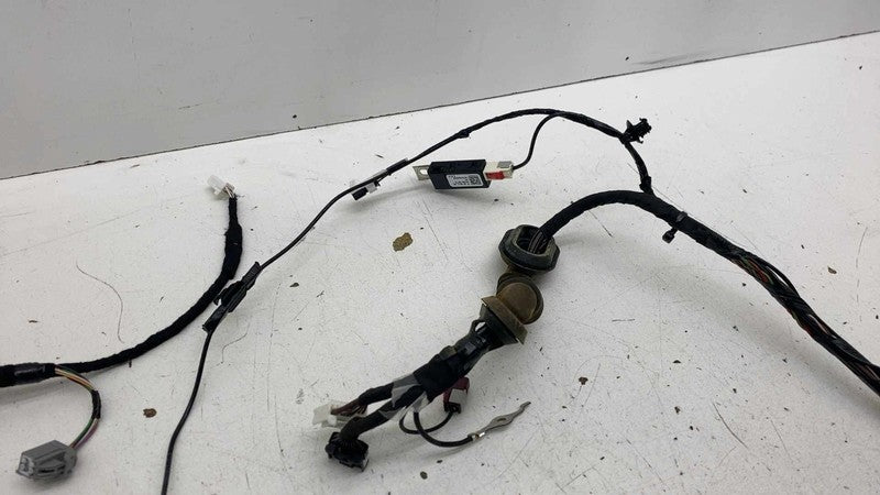 ⭕20-24 Tesla Model Y Rear Liftgate Trunk Wiring Harness & Connector 16