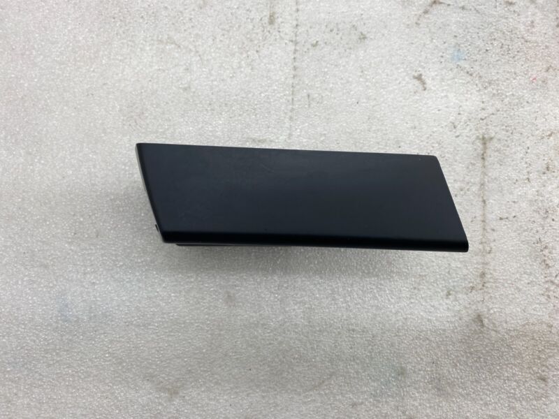 1062357 00 A 2016-2020 Tesla Model X Front Passenger Seat Track Lashing Rail Cover Trim Right