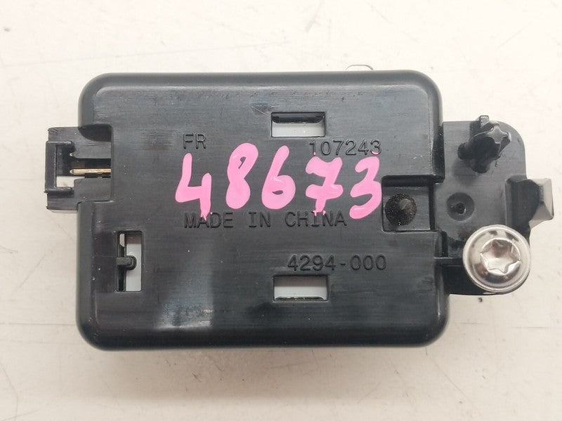 1-INJ-1059-000 ⭕ 2016-2020 Tesla Model S Interior Roof Dome Lamp Courtesy Reading Map Light OEM