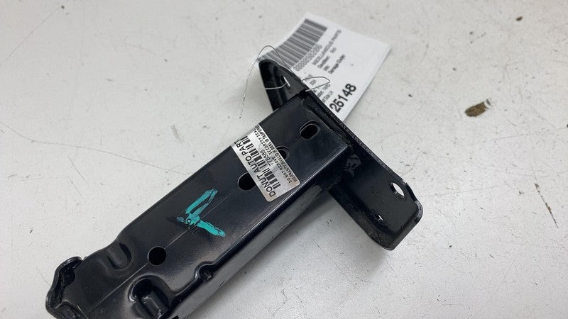 ⭕ 23-24 Toyota Prius Front Driver Side Reinforcement Bumper Bracket Su