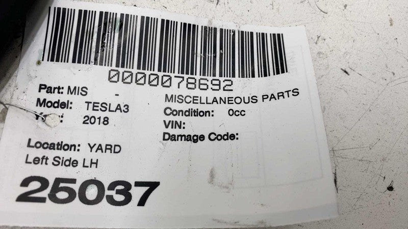⭕ 17-23 Model 3 Front Left Door Window Inner Belt Weatherstrip Seal 10